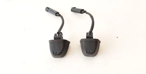 BMW 3 E90 E91 Windshield washer spray nozzle 8365385