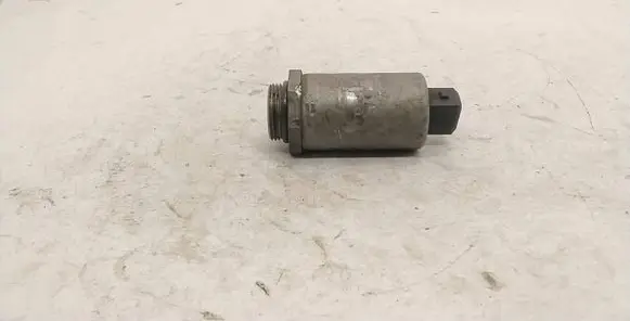 BMW 5 E60 E61 Camshaft vanos timing valve 11361432532