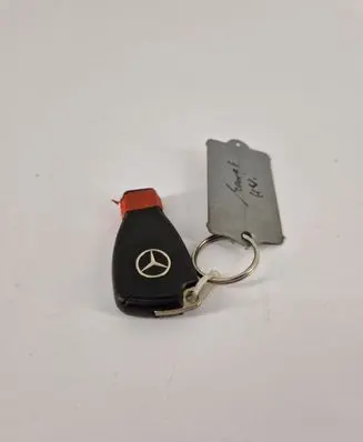 Mercedes-Benz C W203 Ignition key/card 