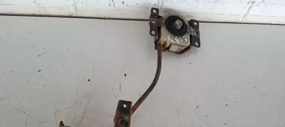 Toyota Corolla Verso E121 Holder (bracket) 
