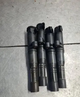 Renault Megane I Fuel injector 0297008291 7700875008