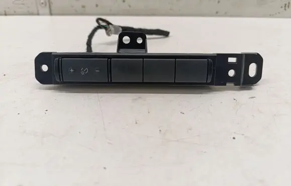 Nissan Qashqai J12 Other switches/knobs/shifts 681066UA0A
