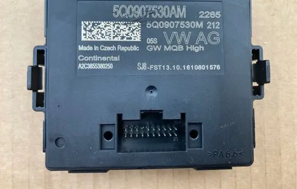 Volkswagen PASSAT B8 Gateway control module 5Q0907530AM