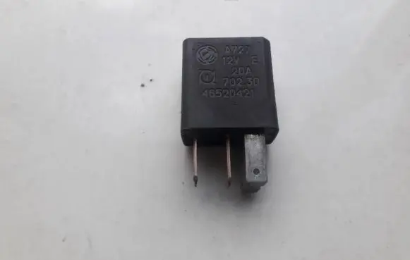 Alfa Romeo 147 Other relay A727 46520421