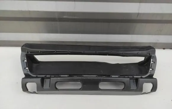 Porsche 992 Intercooler air guide/duct channel 992807954