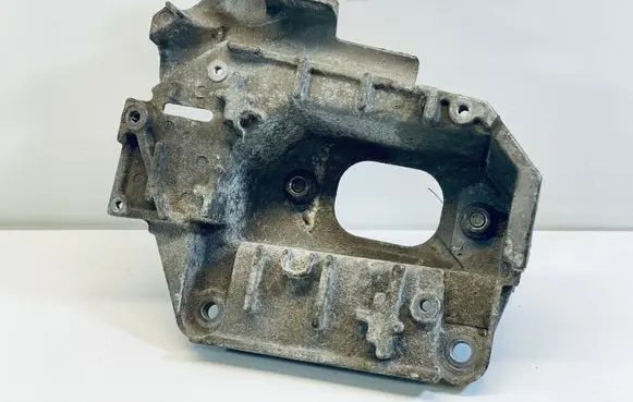 Nissan Note (E11) Gearbox mounting bracket 11254AX600