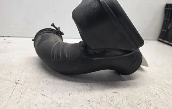 Hyundai Sonata Air intake hose/pipe 281304R100