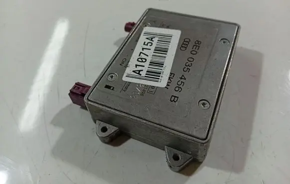 Audi A6 S6 C6 4F Antenna control unit 8E0035456B