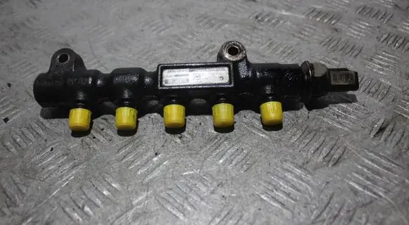 Ford Focus Fuel main line pipe 9654592680