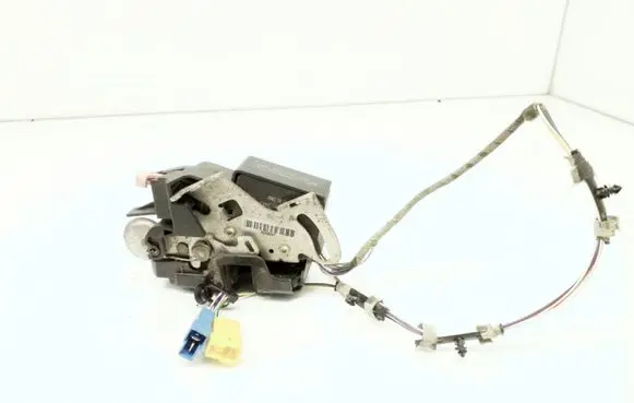 Mercedes-Benz Vaneo W414 Front door lock A4147200035 456201001001