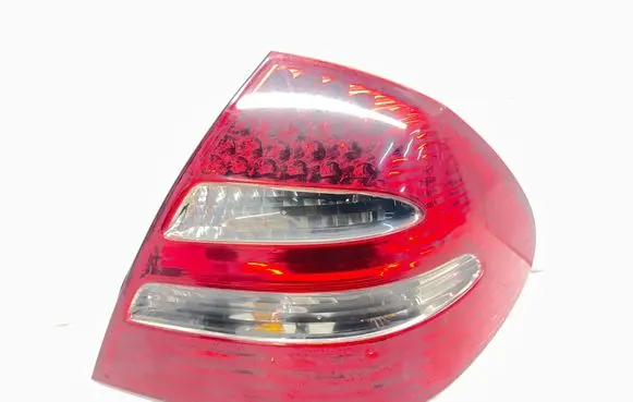 Mercedes-Benz E W211 Rear/tail lights A2118200664