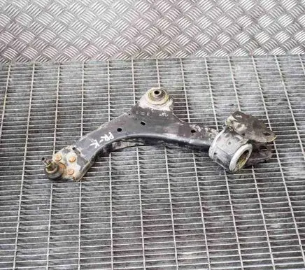 Volvo V70 Front lower control arm/wishbone 211109