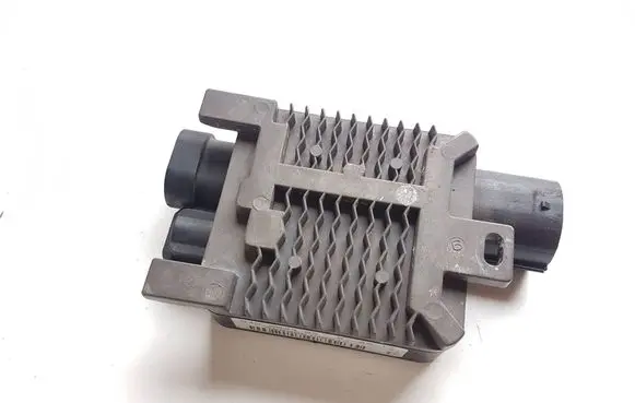 Volvo V60 Fan control module 940009302 560006130917