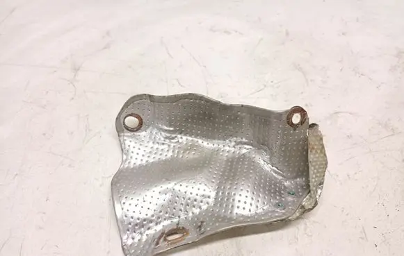 Volvo V40 Exhaust heat shield 31431156