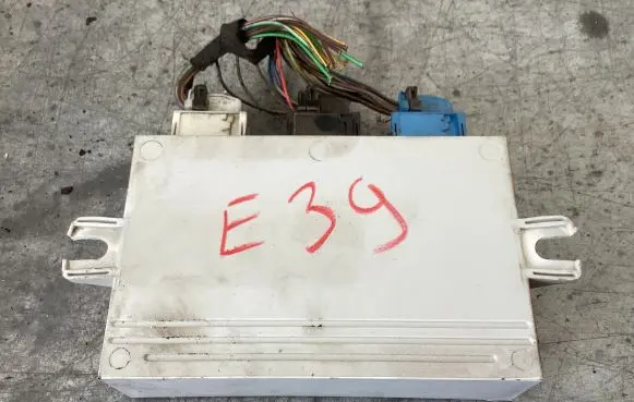 BMW 5 E39 Parking PDC control unit/module 6904010 601732 H00913A00