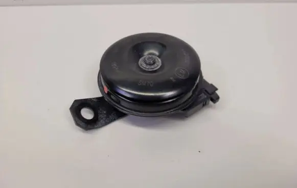 Toyota RAV 4 (XA50) Horn signal 86520-20300