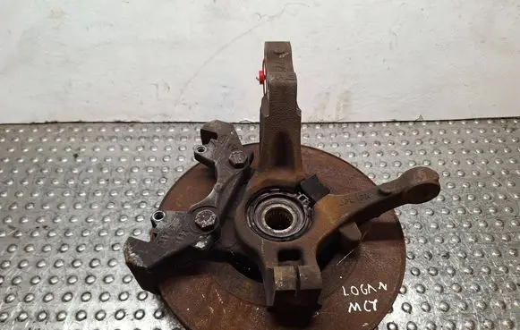Renault Logan I Front wheel hub spindle knuckle S25056327 6001548237