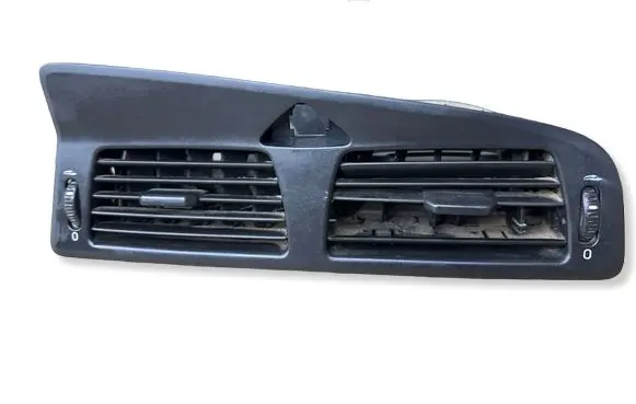 Volvo XC70 Dash center air vent grill 3409374