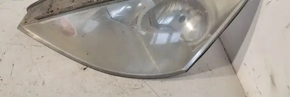 Ford Focus Headlight/headlamp