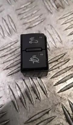 Audi A4 S4 B8 8K Alarm switch 8p0962109