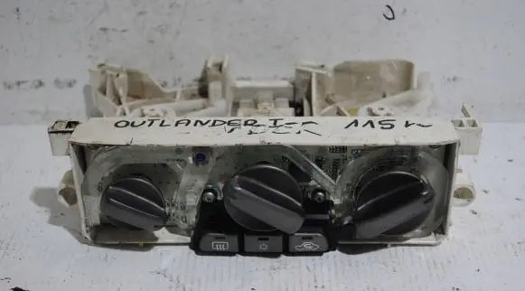 Mitsubishi Outlander Climate control unit MR979970