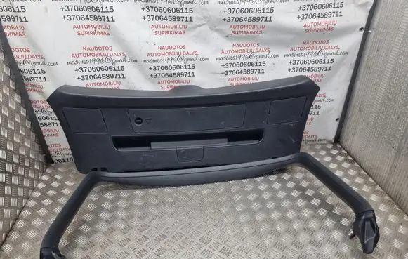 Seat Exeo (3R) Tailgate trim 3R9867601C 3R9867603B
