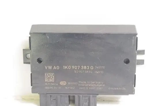 Volkswagen Transporter - Caravelle T5 Tow bar trailer control unit/module 1K0907383G