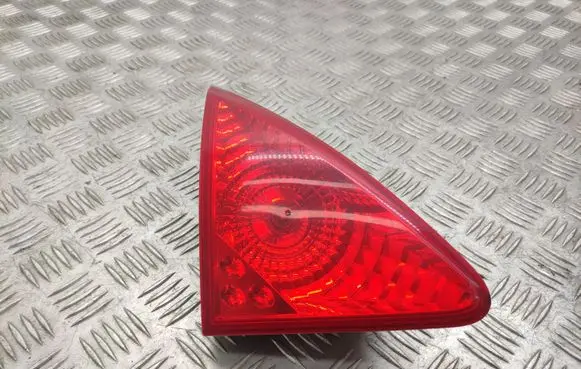 Peugeot 3008 I Tailgate rear/tail lights 9683461080