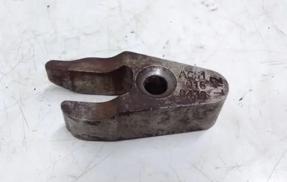 Mercedes-Benz C W205 Fuel Injector clamp holder A6510160438