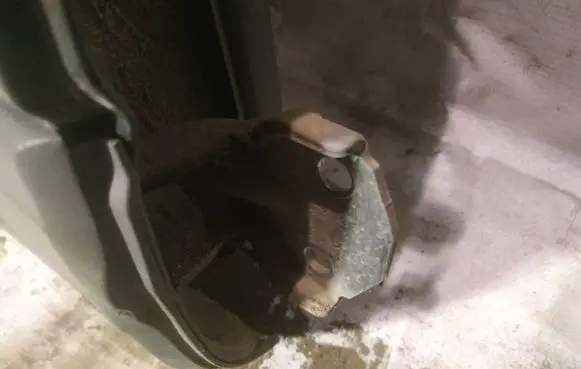 Subaru Forester SG Rear door lower hinge