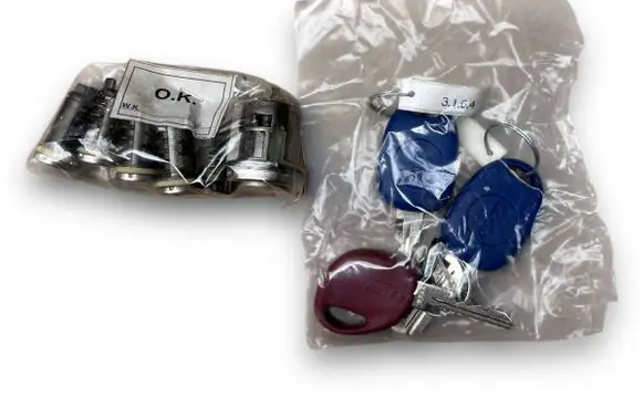 Fiat Bravo Tailgate window lock/catch/latch Q108 735241400