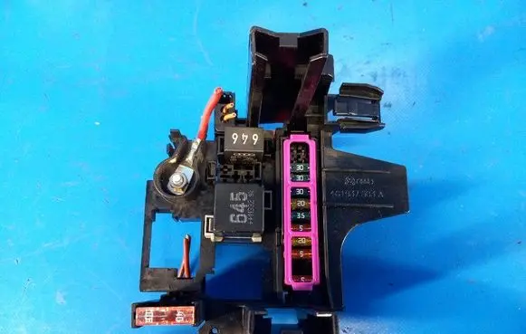 Audi A6 S6 C7 4G Fuse 4G1937503A