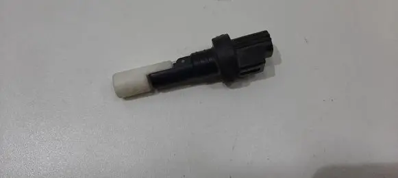 Volvo V70 Windshield washer fluid level sensor 0023935