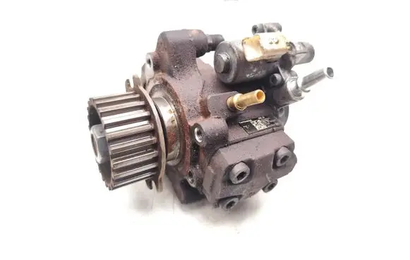 Citroen C4 II Picasso Fuel injection high pressure pump 9672605380 A2C53381555
