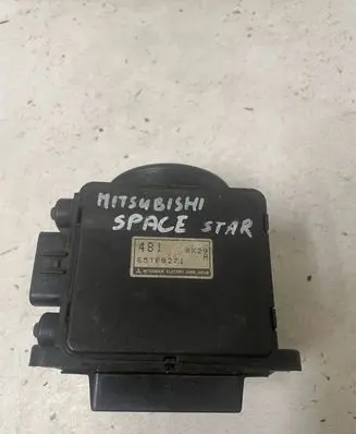 Mitsubishi Space Star Mass air flow meter E5T08271