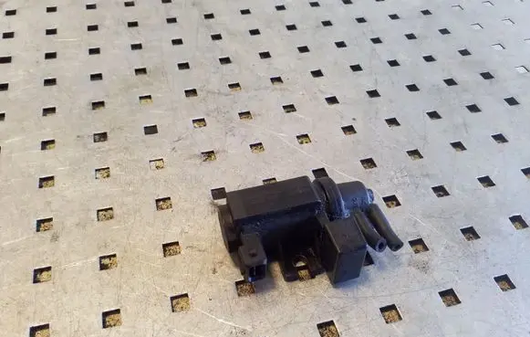 BMW X3 E83 Turbo solenoid valve 7796634