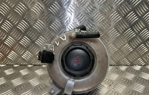 Volkswagen PASSAT B8 Coolant expansion tank/reservoir 5Q0121407G