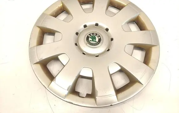 Skoda Superb B6 (3T) R16 wheel hub/cap/trim 3T0601147 CDB800001 3T0601147MHB
