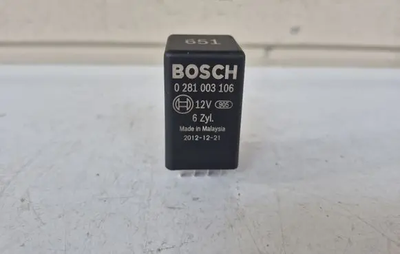 Audi A6 S6 C6 4F Glow plug pre-heat relay 0281003106 4L0907282A 651