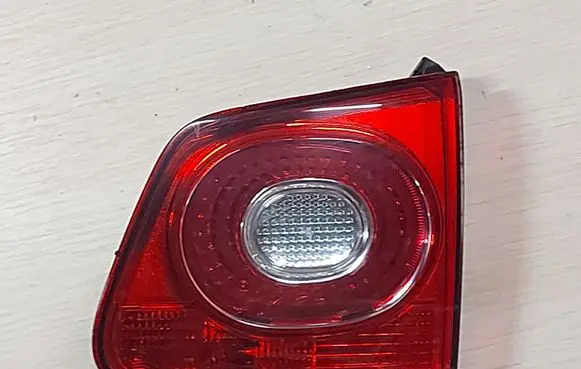 Volkswagen Tiguan Tailgate rear/tail lights 5N0945094C
