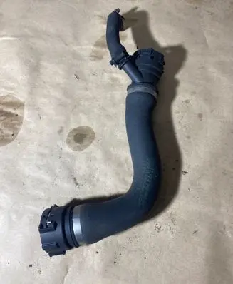 BMW 7 E65 E66 Engine coolant pipe/hose 2249460