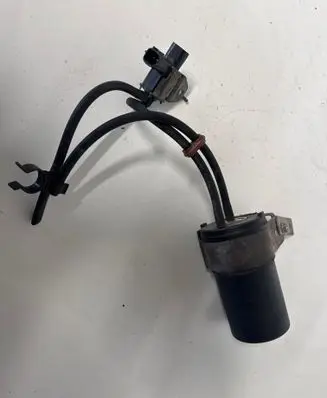 Nissan Murano Z50 Turbo solenoid valve K5T46673 4Z15