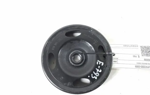 Volkswagen Golf V Crankshaft pulley 03D105255D