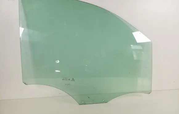 Opel Vivaro Front door window glass four-door 9808077580