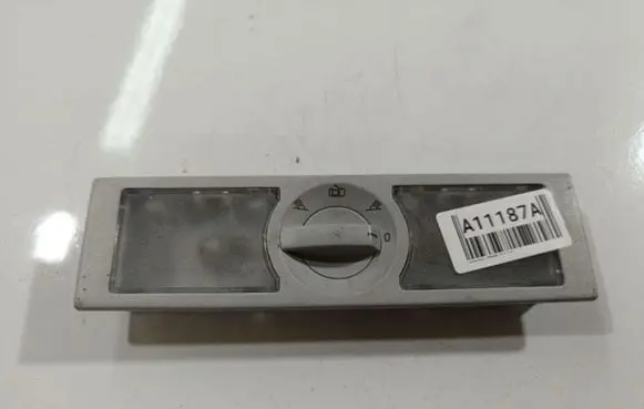 Volkswagen Sharan Front seat light 0886400