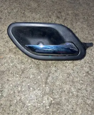 BMW 5 E39 Rear door interior handle 8226050