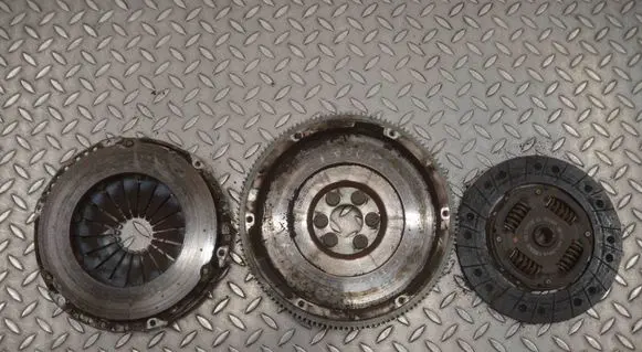Volkswagen Beetle A5 Clutch set kit 03C141031F 043082001122