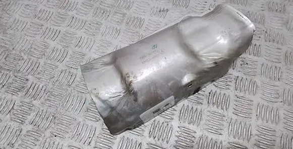 Volvo S90, V90 Heat shield in engine bay 31437205