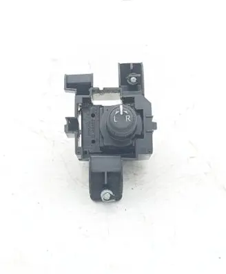 Toyota Highlander XU70 Wing mirror switch 183911 03112928