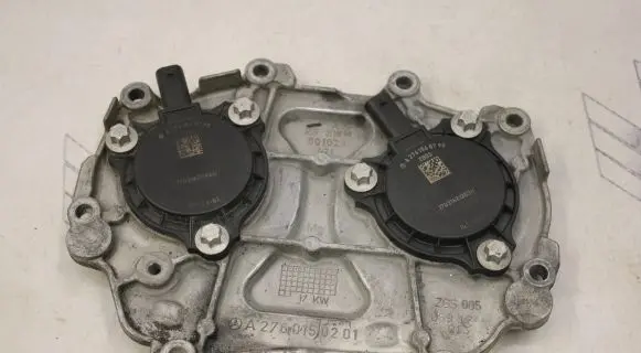 Mercedes-Benz C W205 Rocker cam cover A2760150201